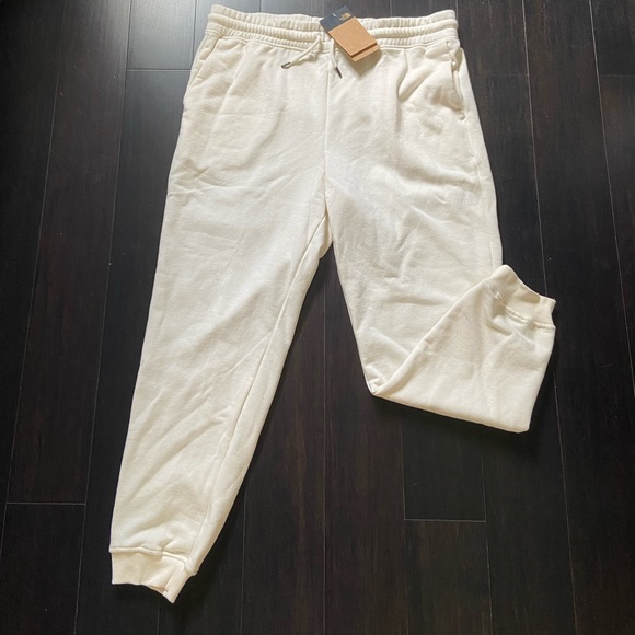 NORTH FACE WOMENS FLEECE JOGGERS IN GARDENIA WHITE SZ XL NWT - Picture 2 of 10